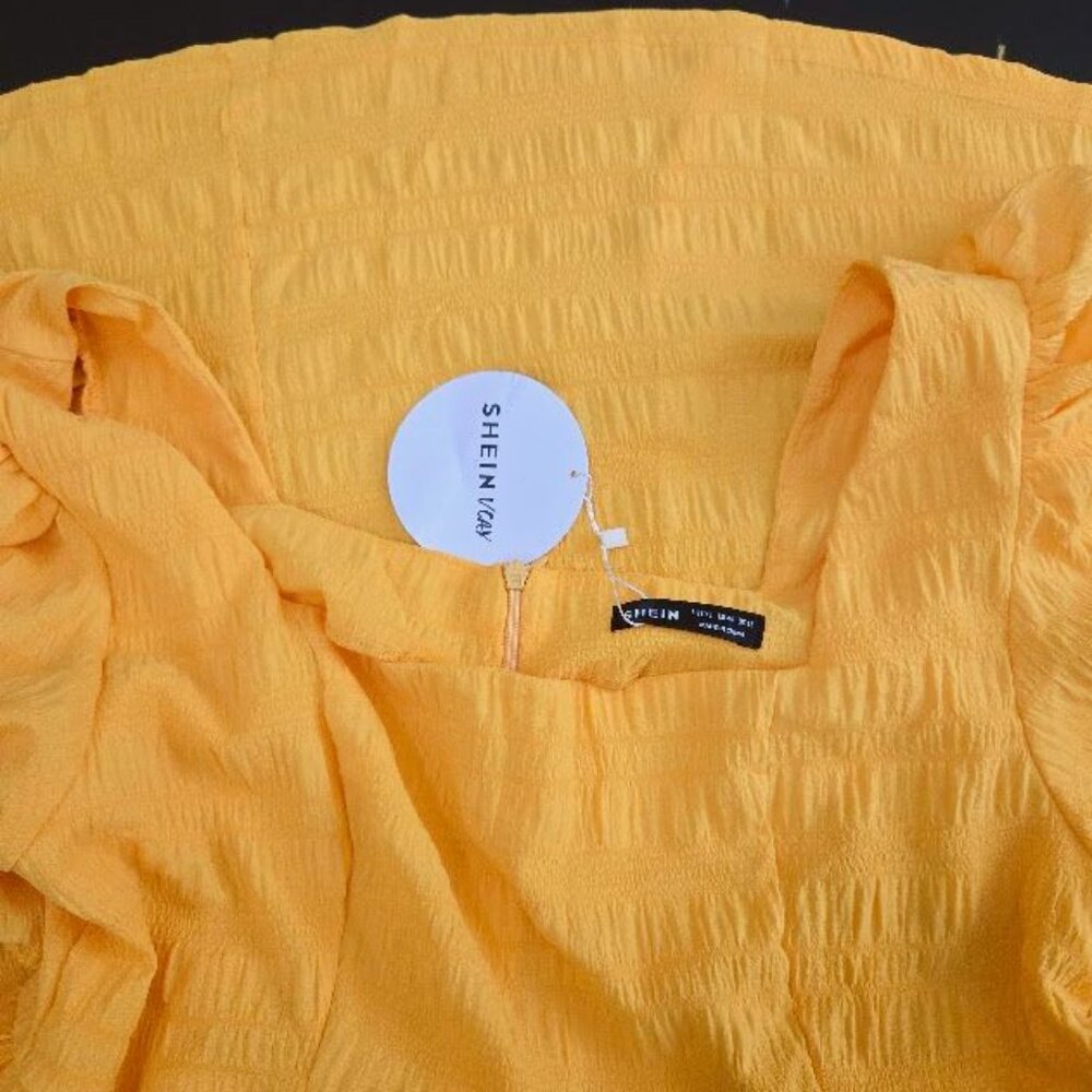 NWT ladies sz XL ( 12 ) gold square neck bubble sleeve dress - Picture 4 of 4